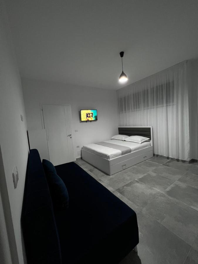 Vila Kledi Shëngjin Esterno foto