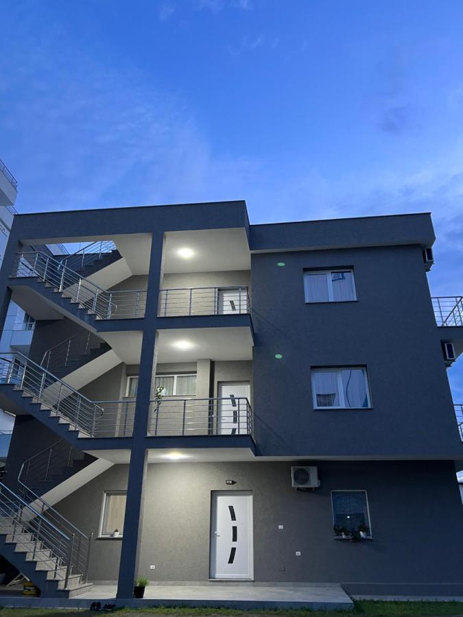 Vila Kledi Shëngjin Esterno foto